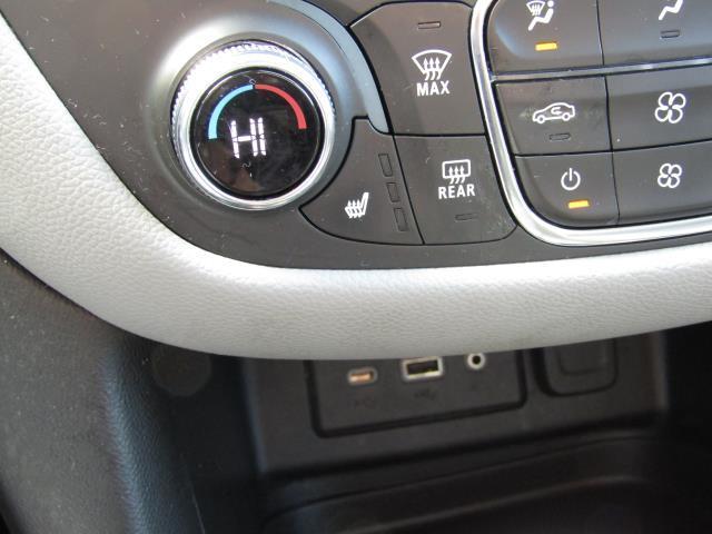 used 2022 Chevrolet Equinox car, priced at $16,999