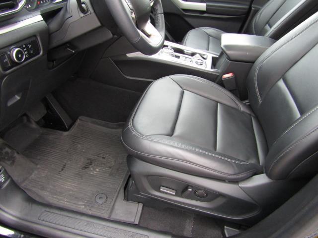 used 2023 Ford Explorer car, priced at $38,999