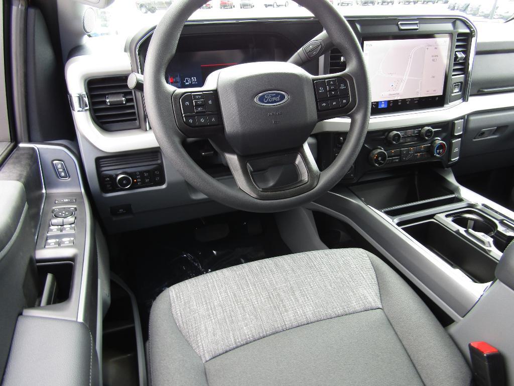 new 2025 Ford F-350 car, priced at $67,888