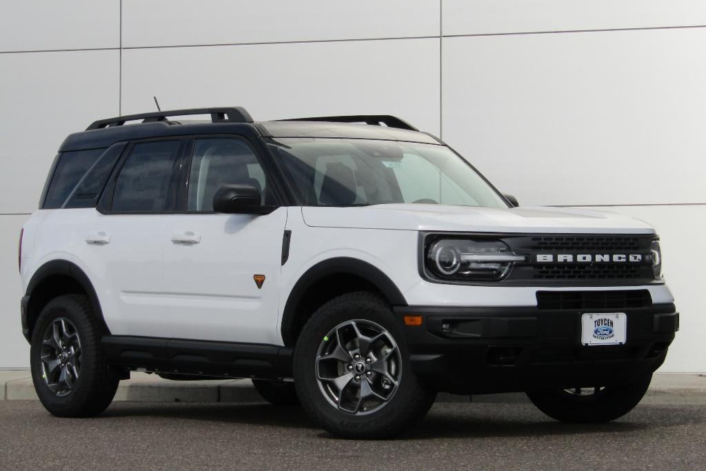 new 2024 Ford Bronco Sport car, priced at $42,853