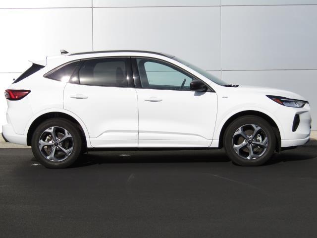 used 2023 Ford Escape car, priced at $24,999