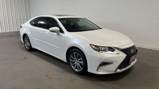 used 2016 Lexus ES 300h car, priced at $19,450