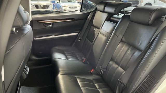 used 2016 Lexus ES 300h car, priced at $19,450