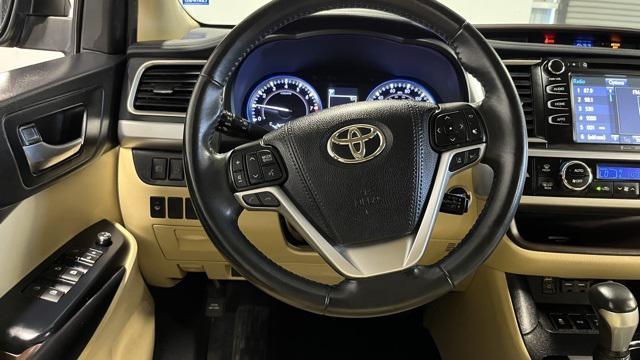 used 2019 Toyota Highlander car, priced at $29,900