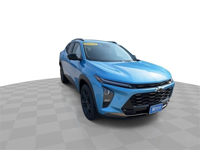 new 2025 Chevrolet Trax car, priced at $25,125