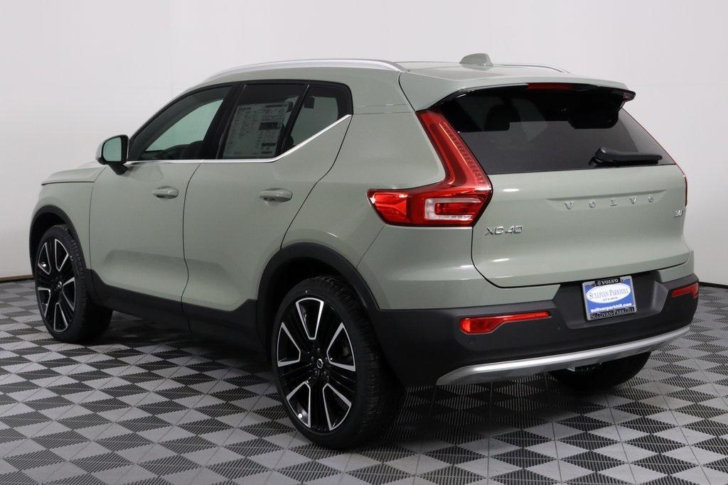 new 2024 Volvo XC40 car, priced at $53,605