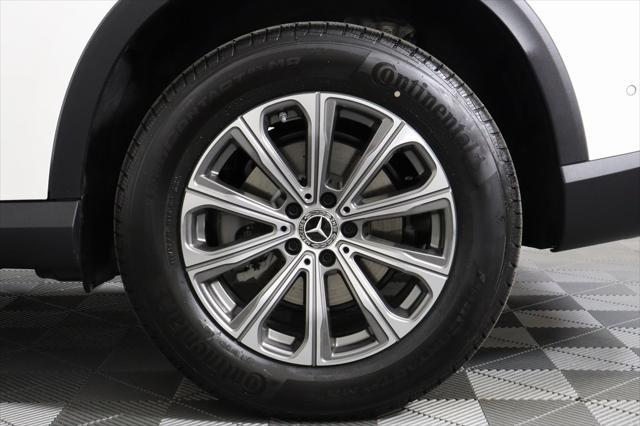 new 2025 Mercedes-Benz GLC 300 car, priced at $56,605