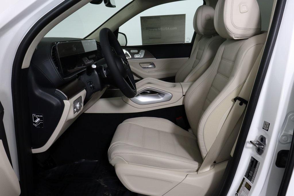 new 2024 Mercedes-Benz GLS 450 car, priced at $94,215