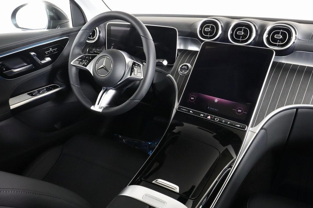 new 2024 Mercedes-Benz GLC 300 car, priced at $54,865