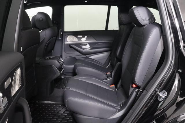 new 2025 Mercedes-Benz GLS 450 car, priced at $99,000