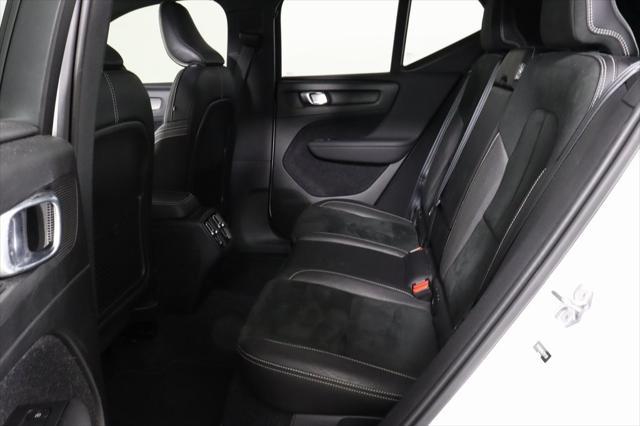 used 2019 Volvo XC40 car, priced at $22,576