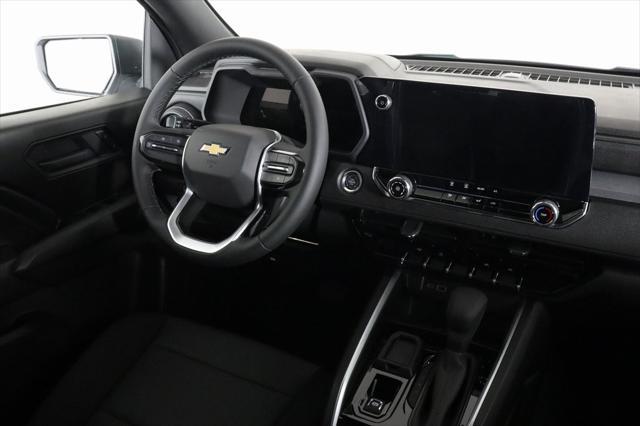 new 2025 Chevrolet Colorado car, priced at $32,995