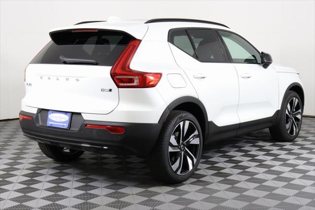 new 2025 Volvo XC40 car, priced at $49,790