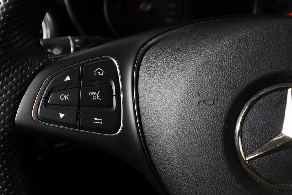used 2019 Mercedes-Benz GLC 300 car, priced at $21,996