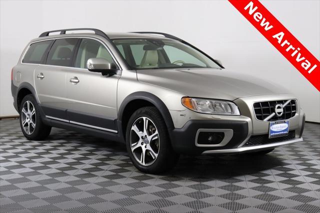 used 2012 Volvo XC70 car, priced at $16,495