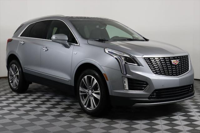 new 2025 Cadillac XT5 car, priced at $53,990