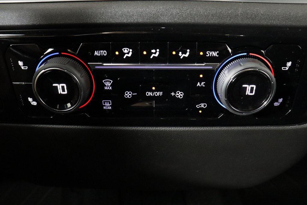 new 2025 Chevrolet Silverado 1500 car, priced at $52,500