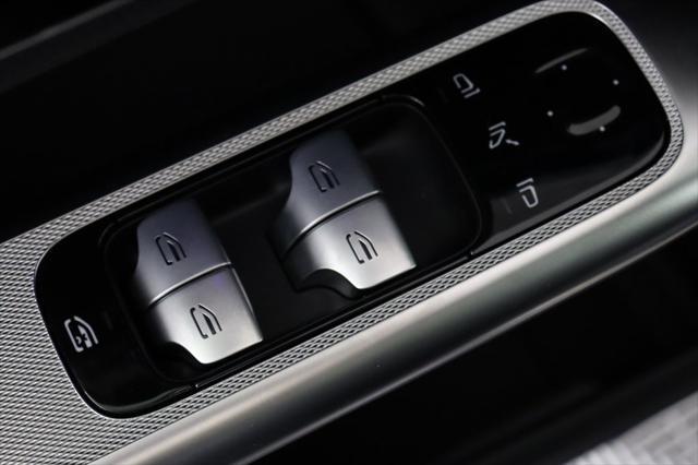 new 2025 Mercedes-Benz GLC 300 car, priced at $57,600