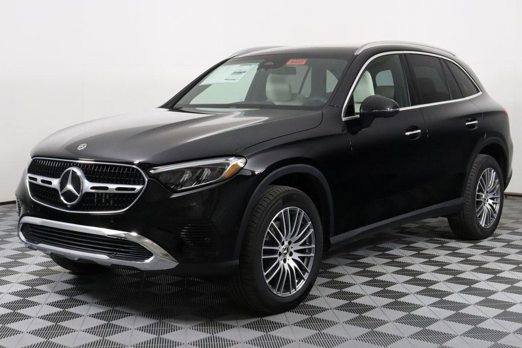 new 2024 Mercedes-Benz GLC 300 car, priced at $53,415