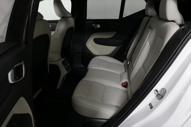 new 2025 Volvo XC40 car, priced at $51,785