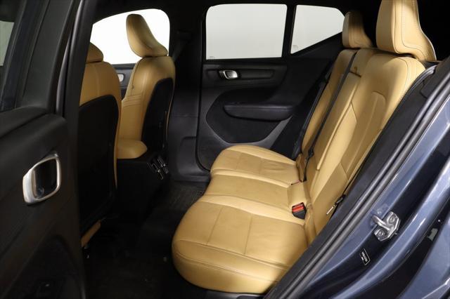 used 2020 Volvo XC40 car, priced at $25,995