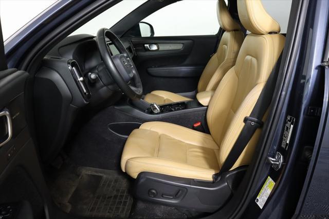 used 2020 Volvo XC40 car, priced at $25,995
