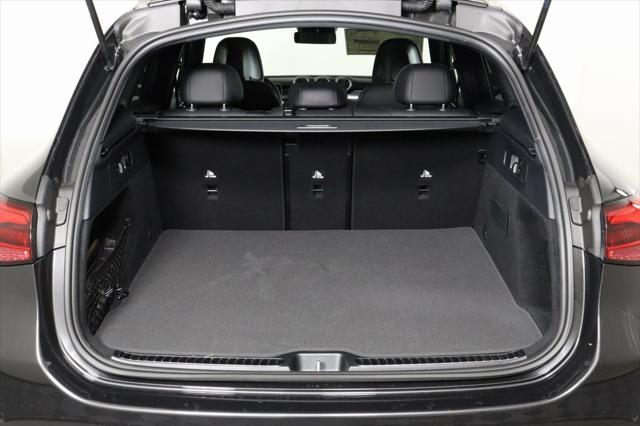 new 2025 Mercedes-Benz GLC 300 car, priced at $58,205