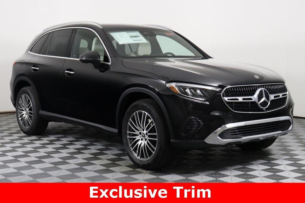 new 2024 Mercedes-Benz GLC 300 car, priced at $56,995