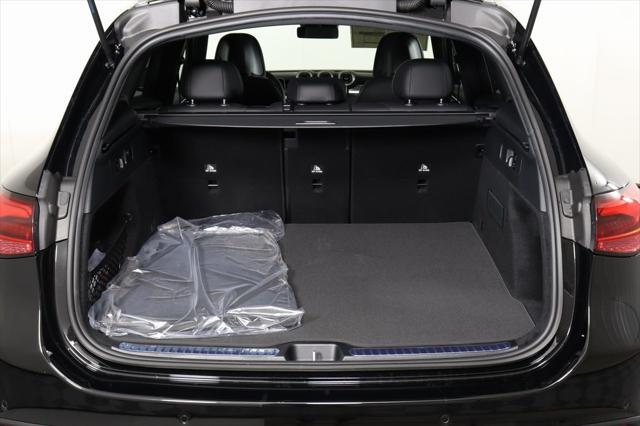 new 2025 Mercedes-Benz GLC 300 car, priced at $58,815