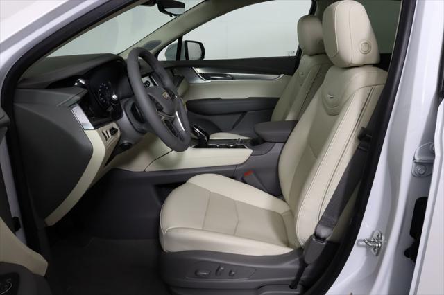 new 2025 Cadillac XT5 car, priced at $56,995
