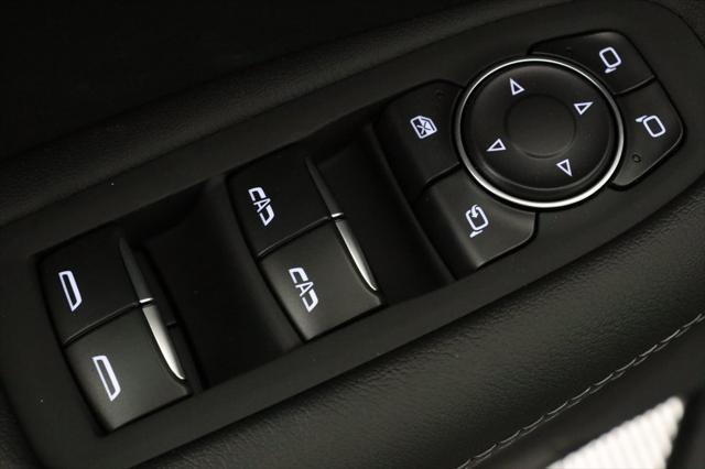 new 2025 Cadillac XT5 car, priced at $57,665