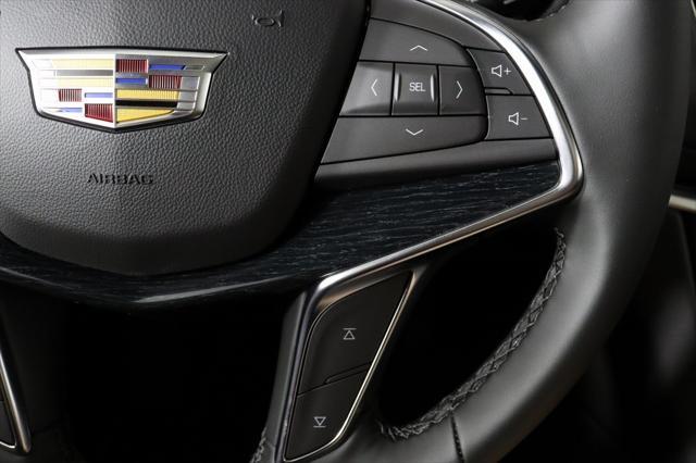 new 2025 Cadillac XT5 car, priced at $57,665