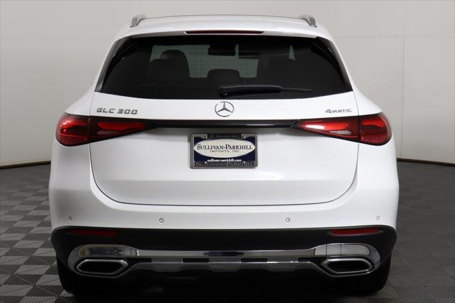 new 2025 Mercedes-Benz GLC 300 car, priced at $60,565