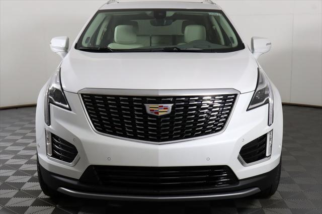 new 2025 Cadillac XT5 car, priced at $52,995