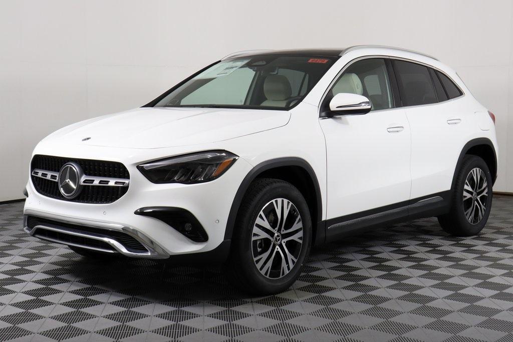 new 2024 Mercedes-Benz GLA 250 car, priced at $51,185