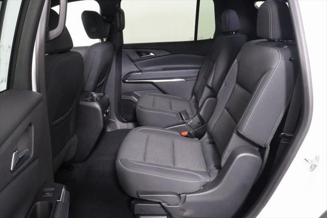 used 2025 Chevrolet Traverse car, priced at $40,000