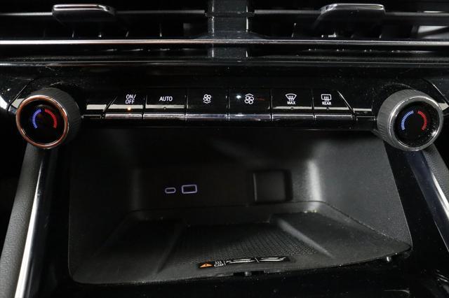 used 2025 Chevrolet Traverse car, priced at $40,000