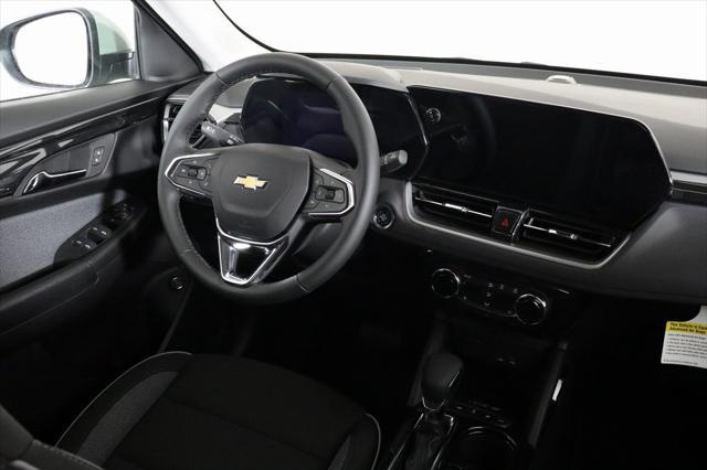 new 2025 Chevrolet TrailBlazer car, priced at $30,000
