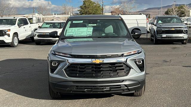 new 2025 Chevrolet TrailBlazer car, priced at $27,635