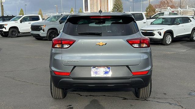 new 2025 Chevrolet TrailBlazer car, priced at $27,635