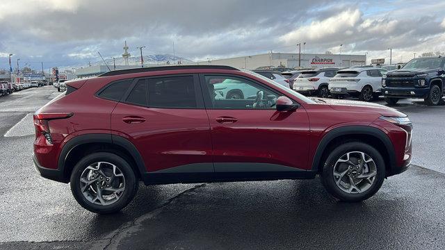 new 2025 Chevrolet Trax car, priced at $25,880