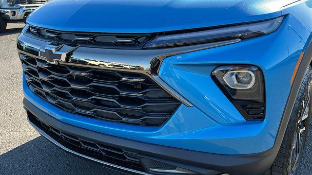 new 2025 Chevrolet TrailBlazer car, priced at $34,320