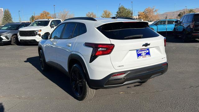 new 2025 Chevrolet Trax car, priced at $26,810