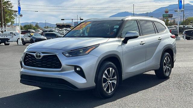 used 2022 Toyota Highlander car, priced at $40,984