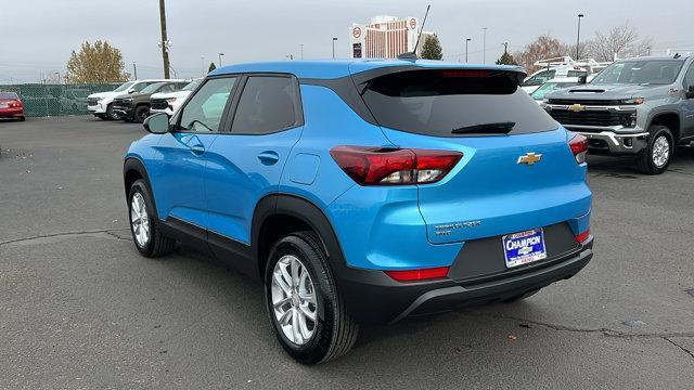 new 2025 Chevrolet TrailBlazer car, priced at $28,030