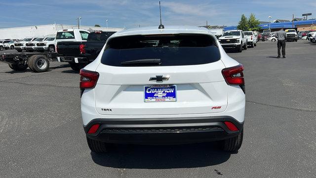 new 2025 Chevrolet Trax car, priced at $25,280