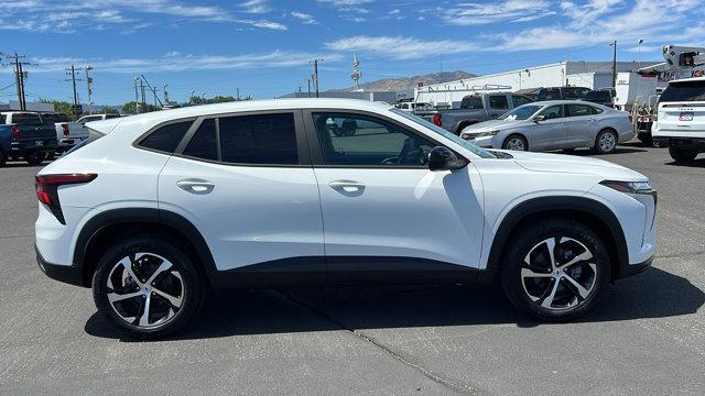 new 2024 Chevrolet Trax car, priced at $24,215