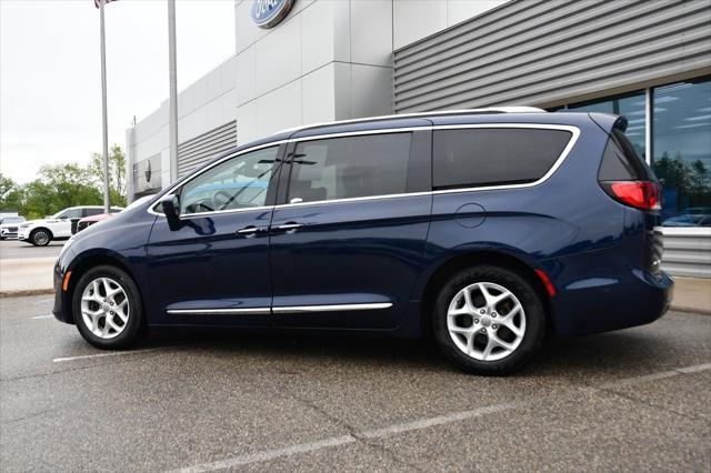 used 2017 Chrysler Pacifica car, priced at $14,995
