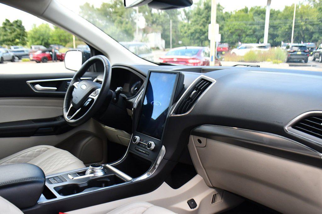 used 2024 Ford Edge car, priced at $28,749