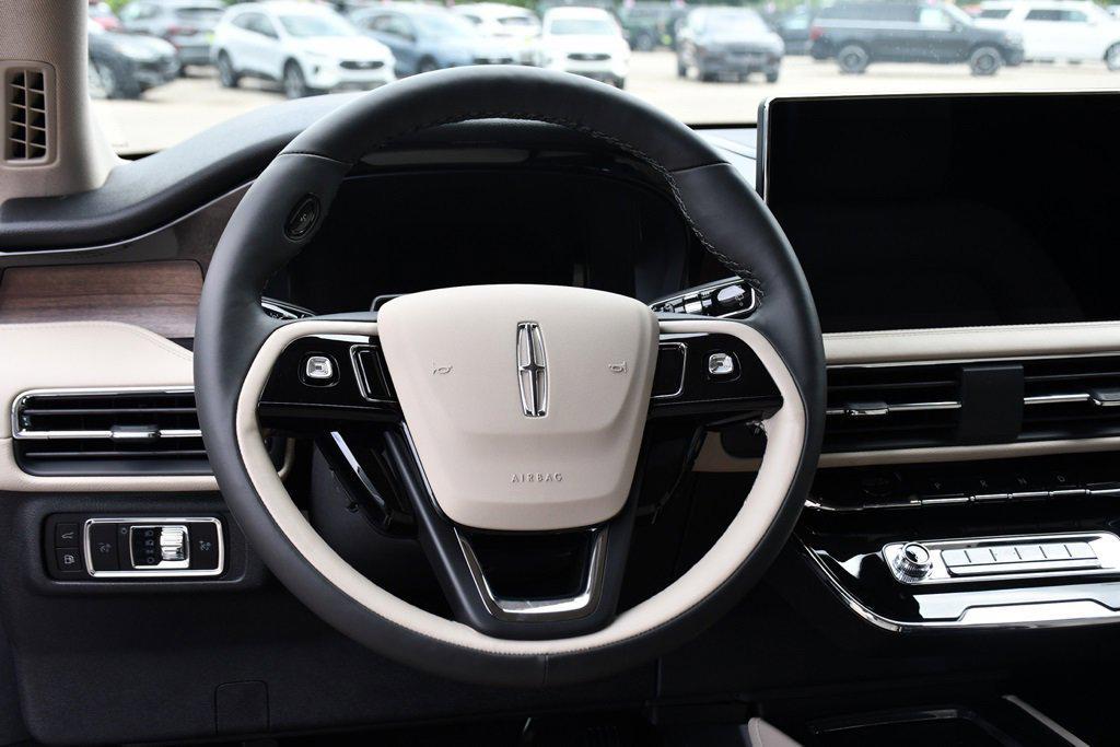 new 2025 Lincoln Corsair car, priced at $59,221